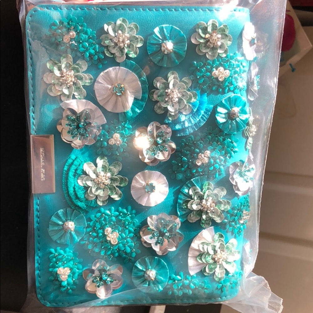 Michael kos clutch Medium.